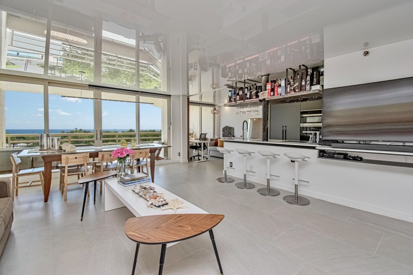 Magnificent & unobstructed OCEN AND INTRACOASTAL VIEWS 2/2- - Beach Condo for sale in Boca Raton, Florida on Beachhouse.com