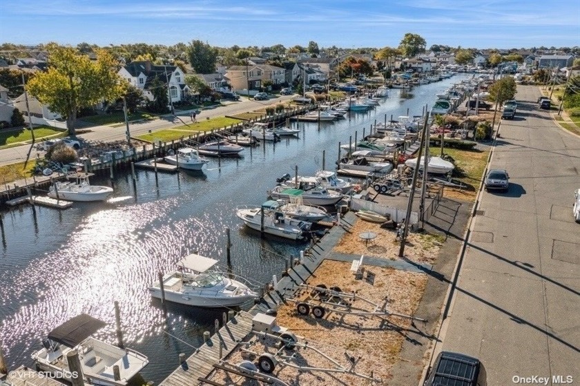 WHERE ARE ALL MY BOATERS..DON'T LET THIS SLIP AWAY FROM YOU..5 - Beach Lot for sale in Wantagh, New York on Beachhouse.com