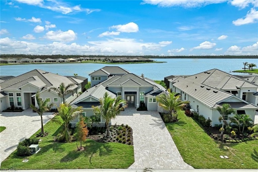 Best Deal on WILDBLUE's HUGE LAKE. Bring your boats and jet - Beach Home for sale in Fort Myers, Florida on Beachhouse.com