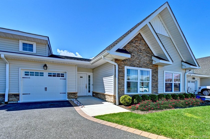 Welcome to 3105 Fox Hill Drive-a beautifully maintained model - Beach Condo for sale in Baiting Hollow, New York on Beachhouse.com