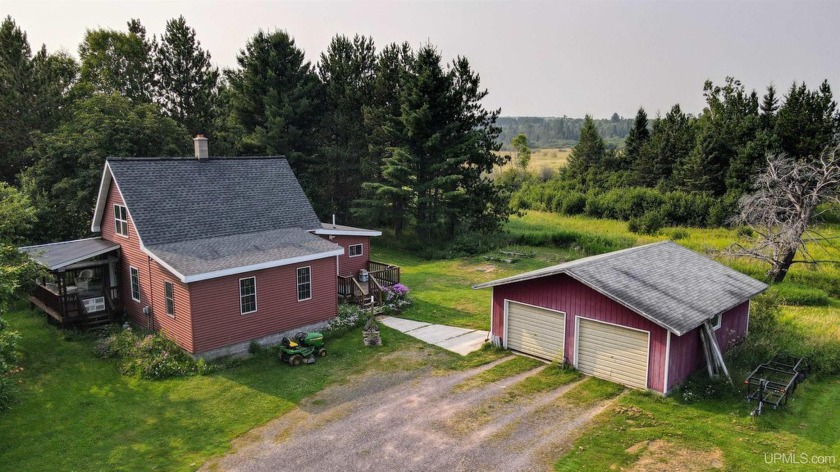 Beautiful hand-hewn log home nestled on 40 acres in Chassell, MI - Beach Home for sale in Chassell, Michigan on Beachhouse.com