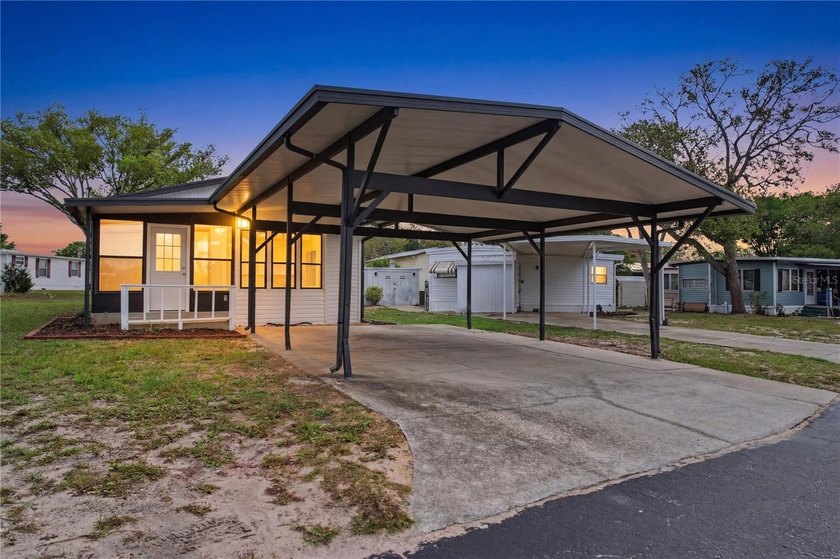 Under contract-accepting backup offers. YOU OWN THE LAND! No Lot - Beach Home for sale in Weeki Wachee, Florida on Beachhouse.com