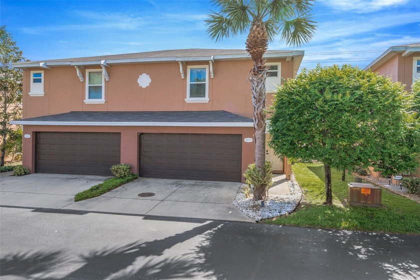Welcome to this highly sought-after maintenance free end-unit - Beach Townhome/Townhouse for sale in Tarpon Springs, Florida on Beachhouse.com
