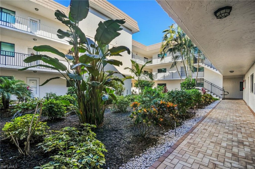 This tastefully decorated and upgraded condo won't last long - Beach Condo for sale in Naples, Florida on Beachhouse.com
