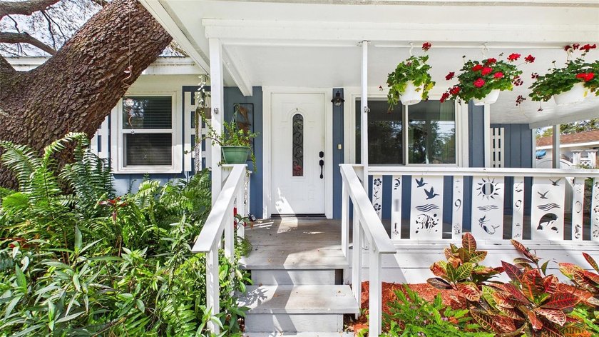 Under contract-accepting backup offers. Charming fully renovated - Beach Home for sale in Tarpon Springs, Florida on Beachhouse.com