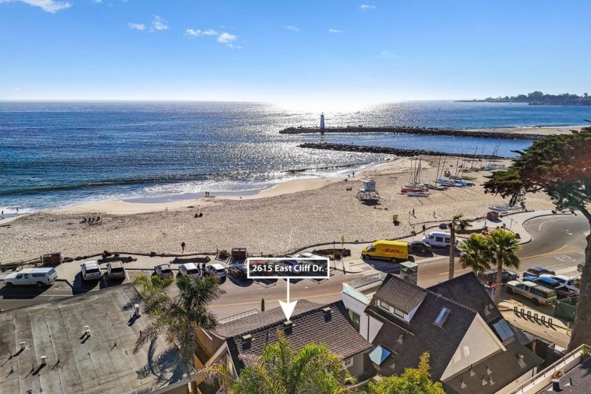 Perched above Twin Lakes Beach with breathtaking Monterey Bay - Beach Home for sale in Santa Cruz, California on Beachhouse.com