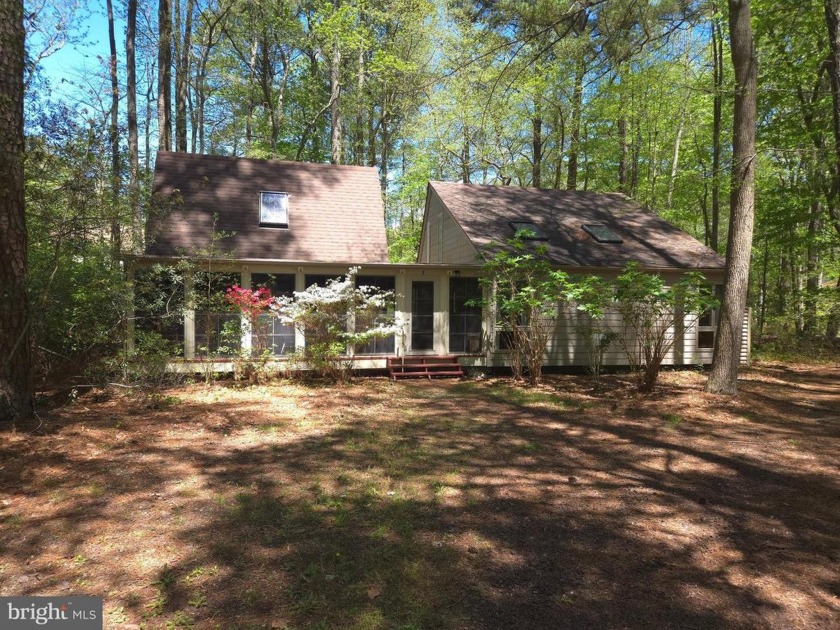Rare opportunity to own in MIDDLESEX BEACH COMMUNITY. 4 Bed, 2 - Beach Home for sale in Bethany Beach, Delaware on Beachhouse.com