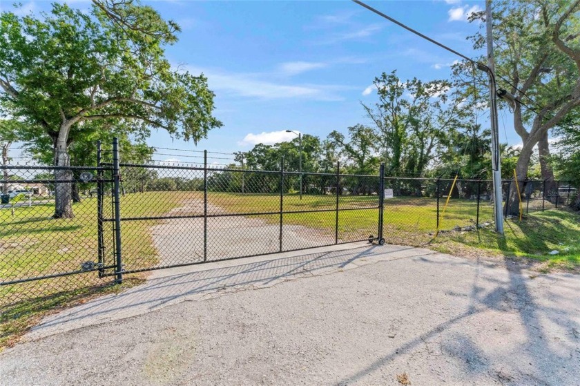 This property spans over 4 acres and offers endless - Beach Acreage for sale in Tampa, Florida on Beachhouse.com