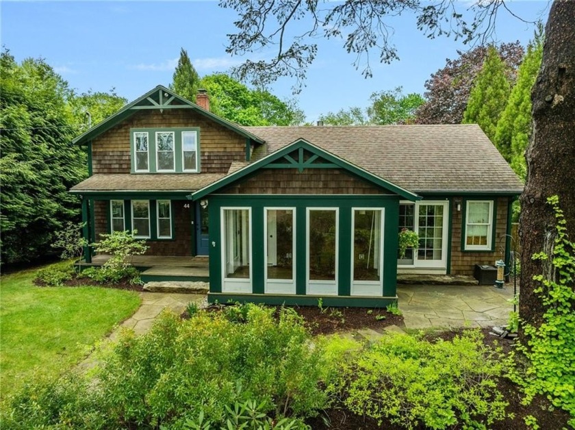 Prime Location in the Heart of Coastal Wickford Village! Tucked - Beach Home for sale in North Kingstown, Rhode Island on Beachhouse.com