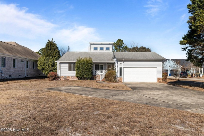 This move-in ready waterfront home is a great find in Fairfield - Beach Home for sale in New Bern, North Carolina on Beachhouse.com