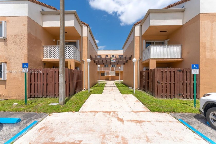 Beautiful first-floor unit featuring 2 bedrooms and 2 bathrooms - Beach Condo for sale in Miami, Florida on Beachhouse.com