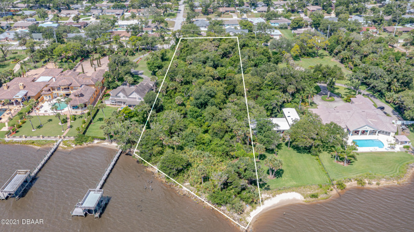 One of the last Estate lots left on coveted Beach Street!  This - Beach Lot for sale in Ormond Beach, Florida on Beachhouse.com