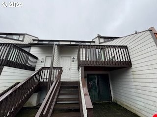 Discover your own waterfront sanctuary in this inviting - Beach Condo for sale in Reedsport, Oregon on Beachhouse.com