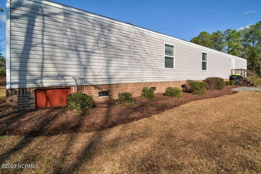 Amazing opportunity for a 2019 single wide manufactured home - Beach Home for sale in Calabash, North Carolina on Beachhouse.com