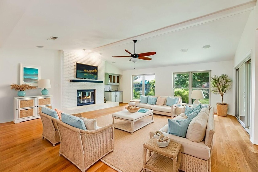 VA assumable loan 2.25%. Brand New Roof Sept. 2025! Welcome to - Beach Home for sale in Destin, Florida on Beachhouse.com