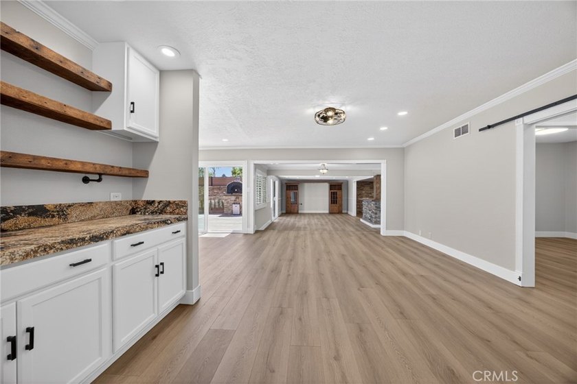 Presented by Reese Purinton, Global Luxury Realtor 
Just - Beach Home for sale in Long Beach, California on Beachhouse.com
