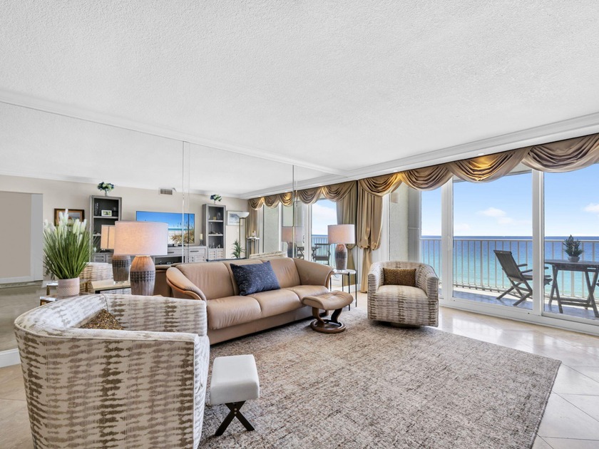 RARE! IMMACULATE renovated 2br/2ba Penthouse residence in RENTAL - Beach Condo for sale in Destin, Florida on Beachhouse.com
