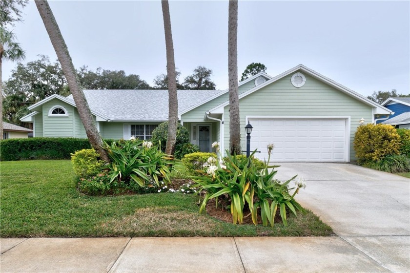Welcome to the Woodlands, a Charming, Quaint neighborhood in the - Beach Home for sale in Vero Beach, Florida on Beachhouse.com