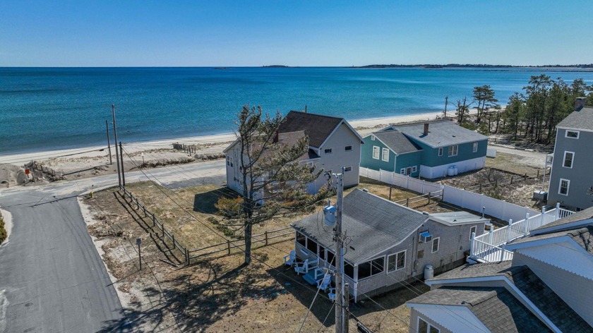 Beautifully redesigned, quintessential Maine Beach Cottage on a - Beach Home for sale in Saco, Maine on Beachhouse.com