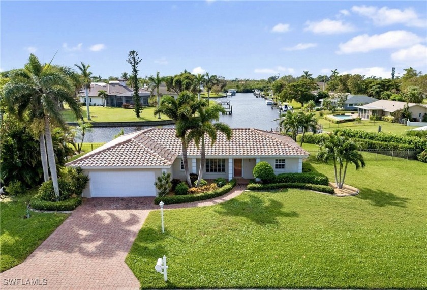 Here's your opportunity to get into the waterfront lifestyle! - Beach Home for sale in Fort Myers, Florida on Beachhouse.com