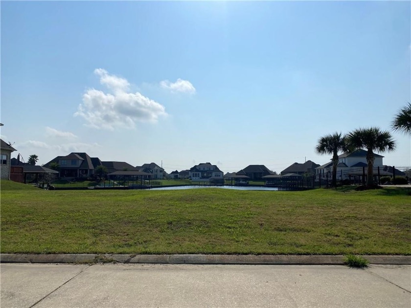 Vacant Lot on navigable water, only minutes to the Lake. Located - Beach Lot for sale in Slidell, Louisiana on Beachhouse.com