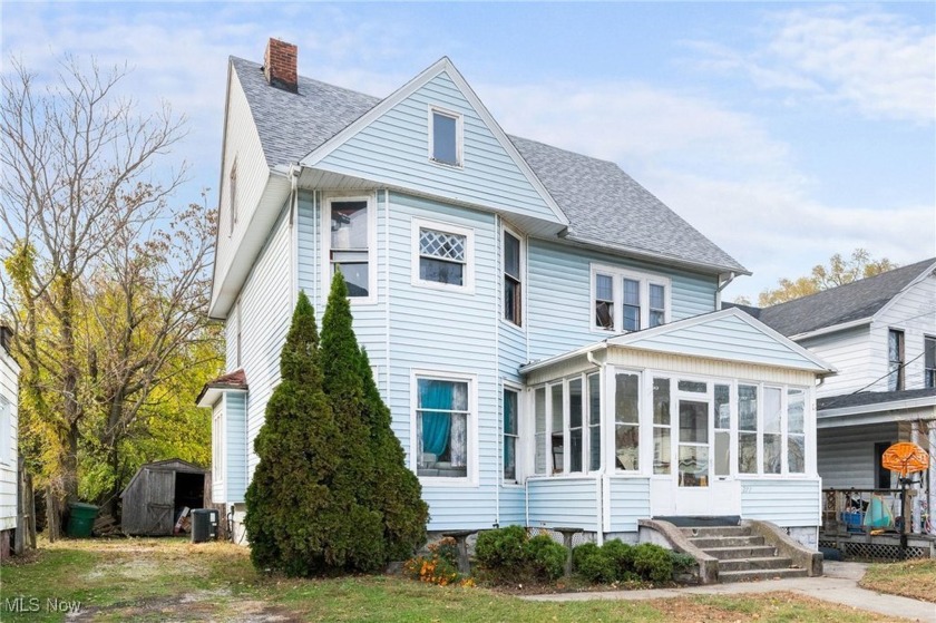 BIG BOLD and BEAUTIFUL is this 1910, two story traditional - Beach Home for sale in Conneaut, Ohio on Beachhouse.com