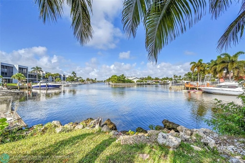 Welcome to the Island Club of Pompano Beach. This waterfront - Beach Condo for sale in Pompano Beach, Florida on Beachhouse.com