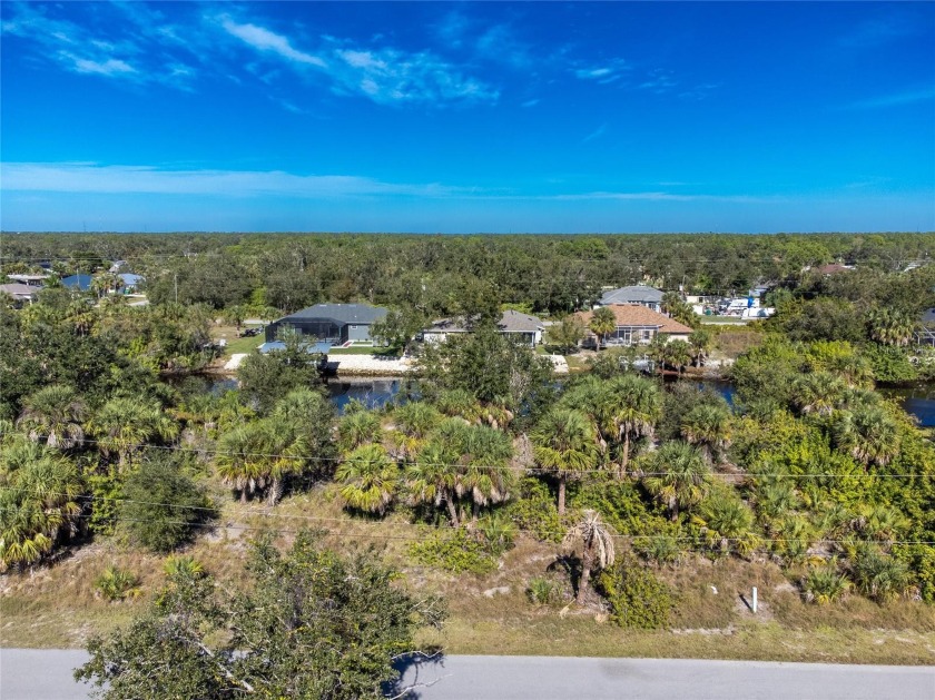 Residential Building Lot on the Como Waterway. Direct access to - Beach Lot for sale in Port Charlotte, Florida on Beachhouse.com