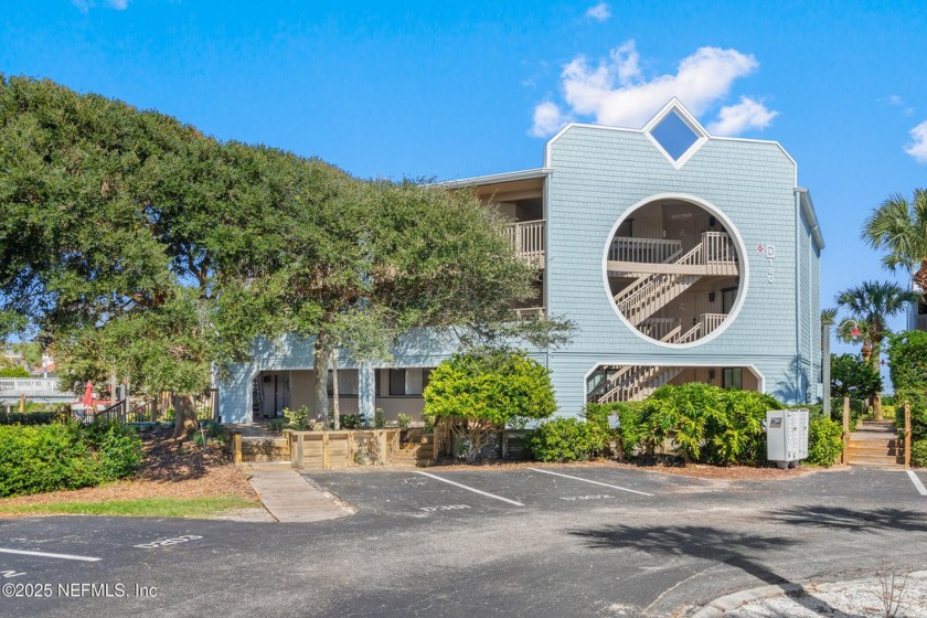 Welcome to Hibiscus, a great beachside community offering direct - Beach Condo for sale in St Augustine, Florida on Beachhouse.com