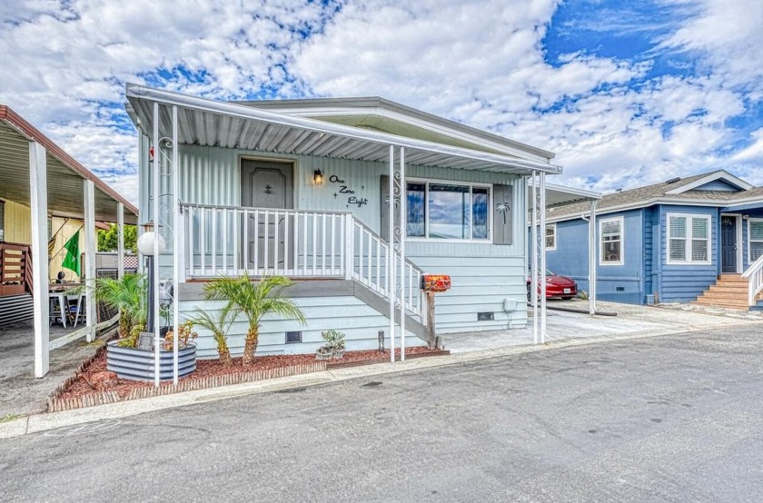 Chance to own best deal in DeAnza Mobile Home Park, plenty of - Beach Home for sale in Santa Cruz, California on Beachhouse.com