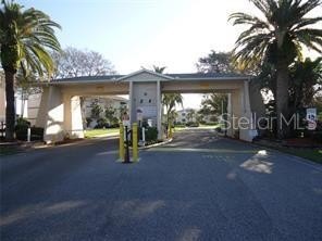 VERY RARE GUARD GATED COMMUNITY. THIS 1 BEDROOM 1 BATH CONDO - Beach Condo for sale in St. Petersburg, Florida on Beachhouse.com