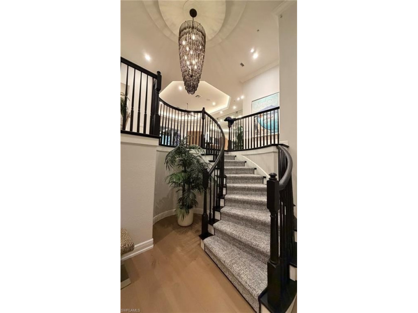 Stunning Contemporary Renovation - Resort-Style Living at Its - Beach Condo for sale in Naples, Florida on Beachhouse.com