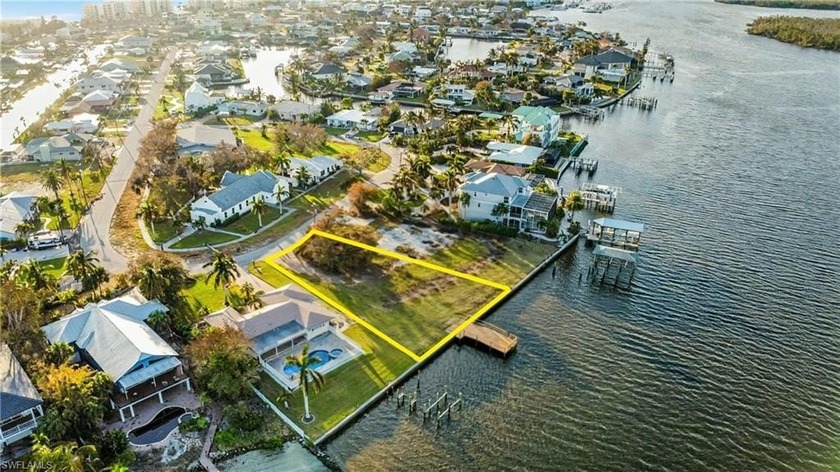 PREMIER BAYFRONT HOMESITE - BUILD YOUR DREAM HOME ON ESTERO BAY - Beach Lot for sale in Fort Myers Beach, Florida on Beachhouse.com