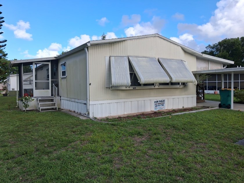 2 Bedroom / 2 Bath -- Double Wide, Sold Partially Furnished -- - Beach Home for sale in Melbourne, Florida on Beachhouse.com