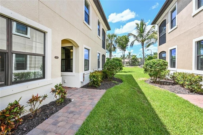 Welcome to Paloma, an excellent location close to everything - Beach Condo for sale in Bonita Springs, Florida on Beachhouse.com