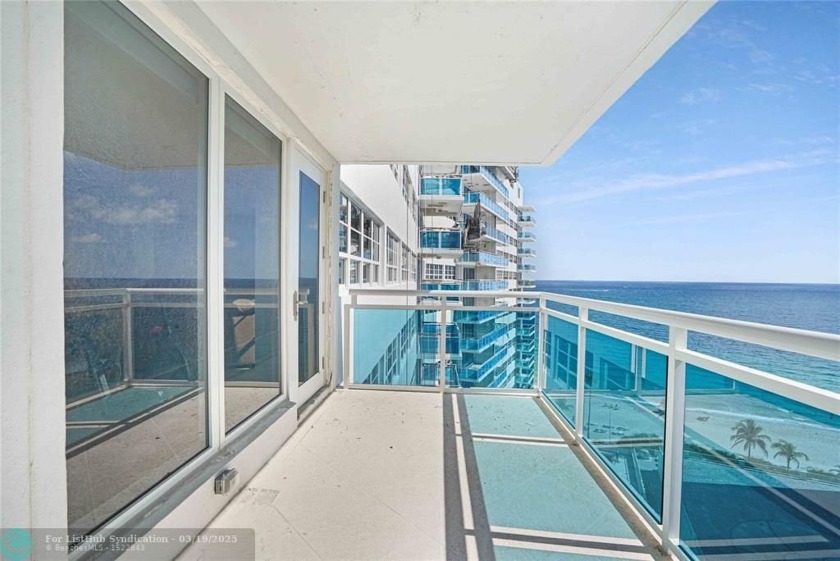 This spectacular TURNKEY suite in the heart of Lauderdale's - Beach Condo for sale in Fort Lauderdale, Florida on Beachhouse.com