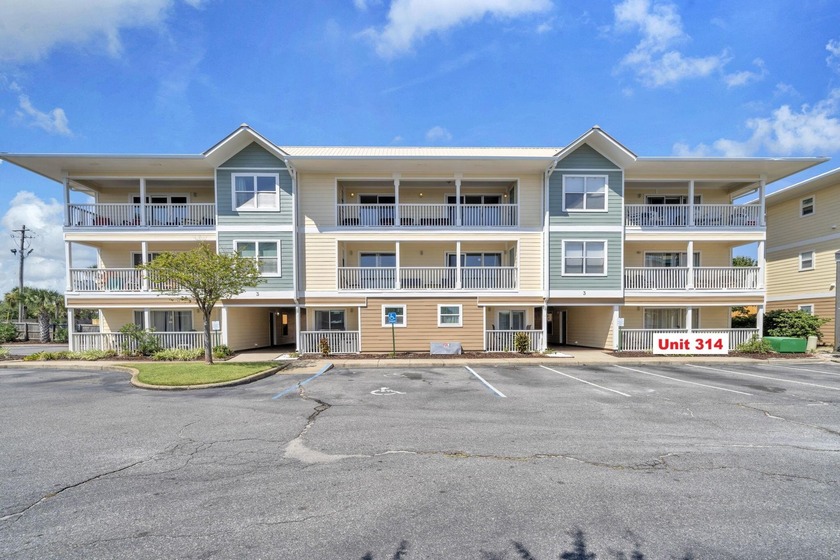 AFFORDABLE DESTIN BEACH CONDO W/ PRIVATE BEACH ACCESS & STR - Beach Condo for sale in Destin, Florida on Beachhouse.com