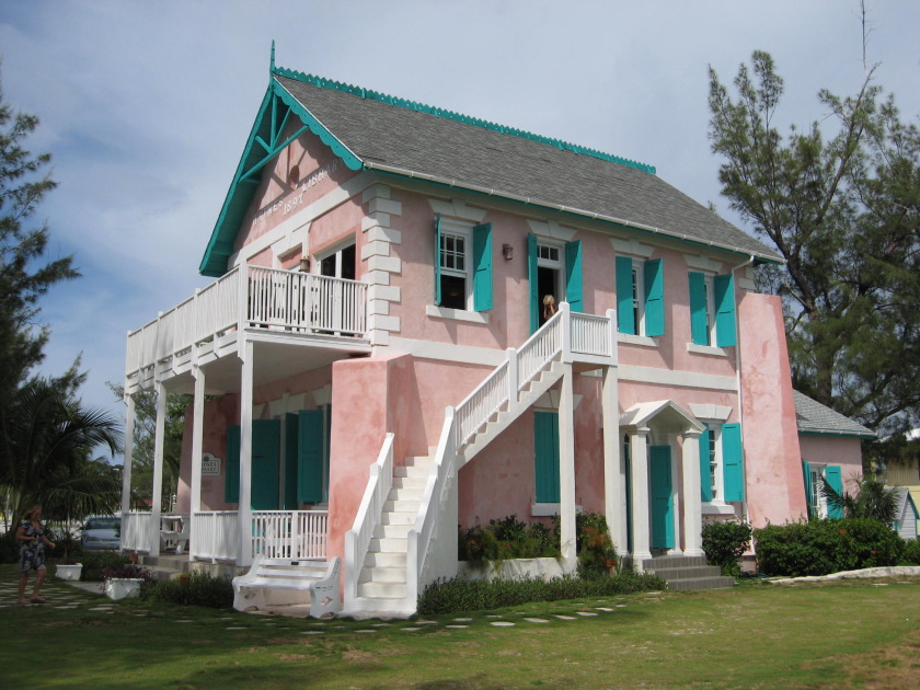 The Palm House with Swimming Pool and Beach - Beach Vacation Rentals in Governors Harbour, Eleuthera on Beachhouse.com