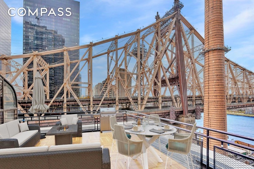 Rare Condo Opportunity to Create a Custom 3-Bed, 2-Bath Duplex - Beach Condo for sale in New York, New York on Beachhouse.com