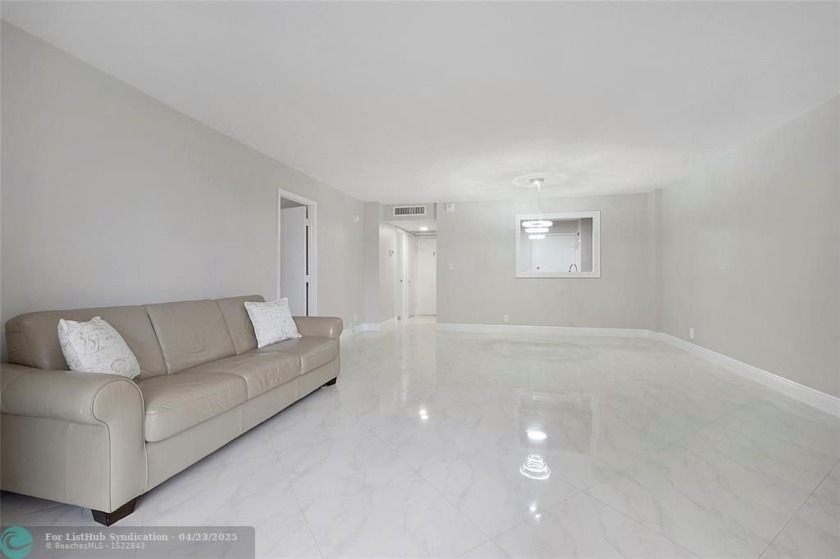 Ocean Place 2A is for all of you looking for a unit on a lower - Beach Condo for sale in Lauderdale By The Sea, Florida on Beachhouse.com