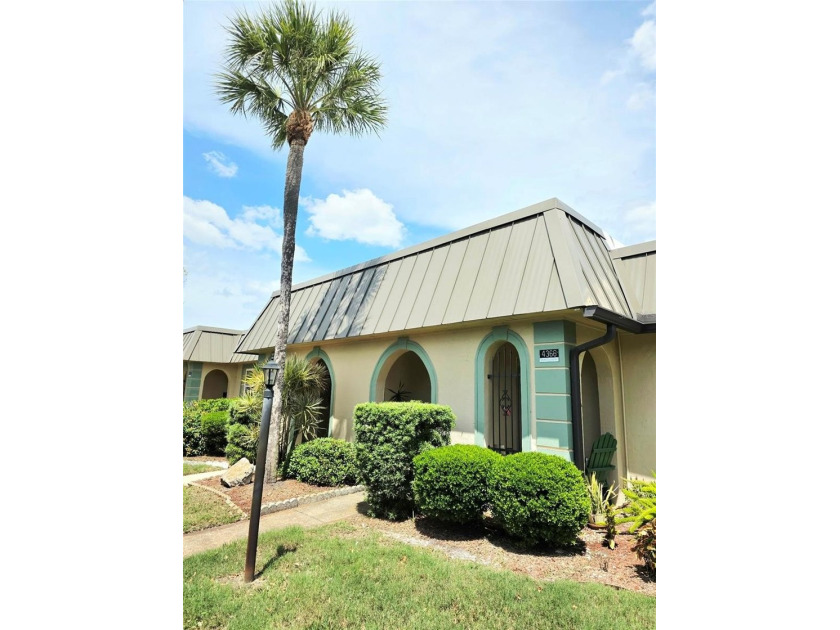 Experience the ultimate Florida lifestyle in this wonderfully - Beach Condo for sale in New Port Richey, Florida on Beachhouse.com