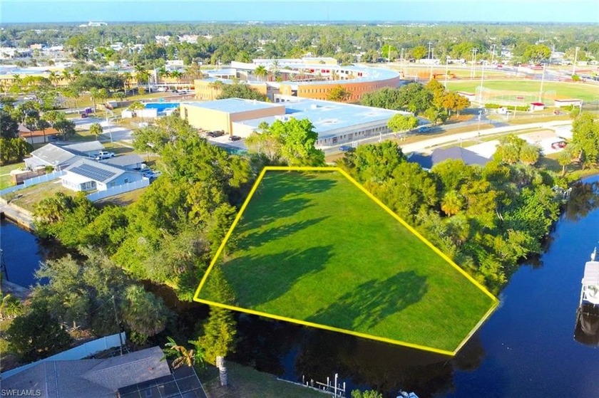 Build your waterfront dream home on this oversized Gulf-access - Beach Lot for sale in North Fort Myers, Florida on Beachhouse.com