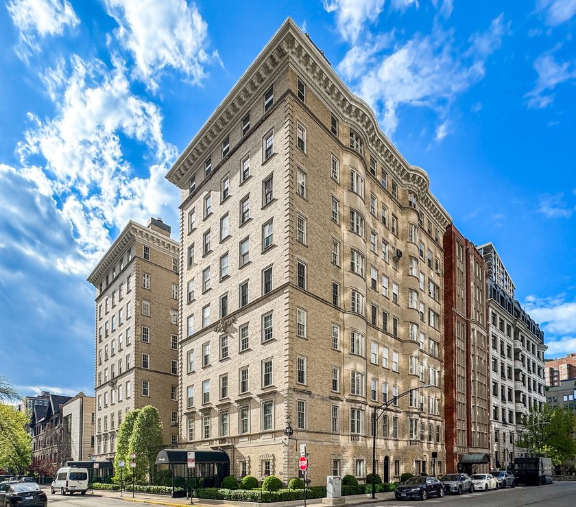 Located in an A+ Gold Coast location just one block from the - Beach Condo for sale in Chicago, Illinois on Beachhouse.com
