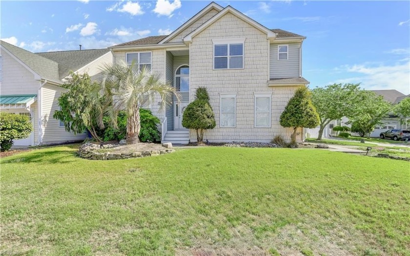Beautiful, spacious 2-story home just steps from the Bay! Tucked - Beach Home for sale in Norfolk, Virginia on Beachhouse.com