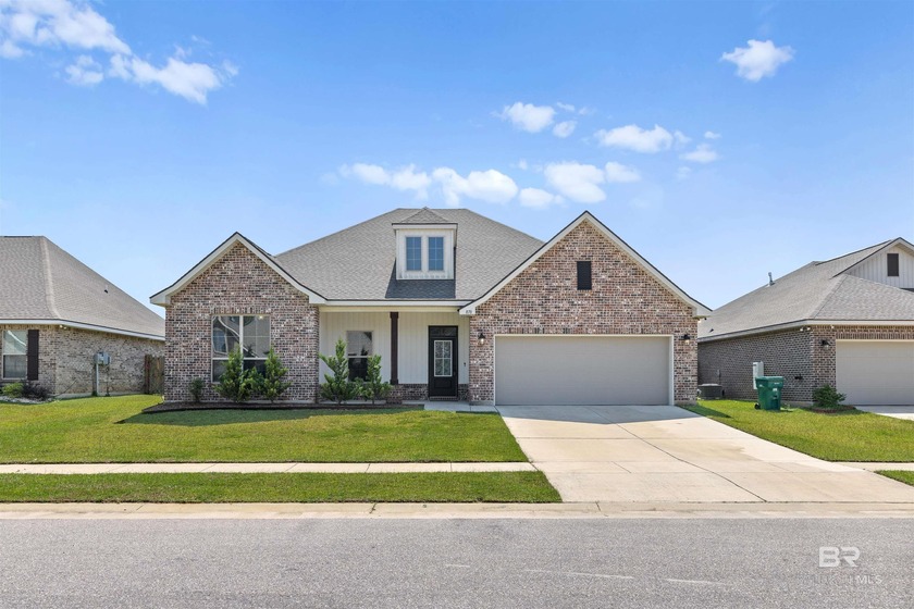 OPEN HOUSE SUNDAY 1/11/26 1-3pm. This freshly painted Foley home - Beach Home for sale in Foley, Alabama on Beachhouse.com