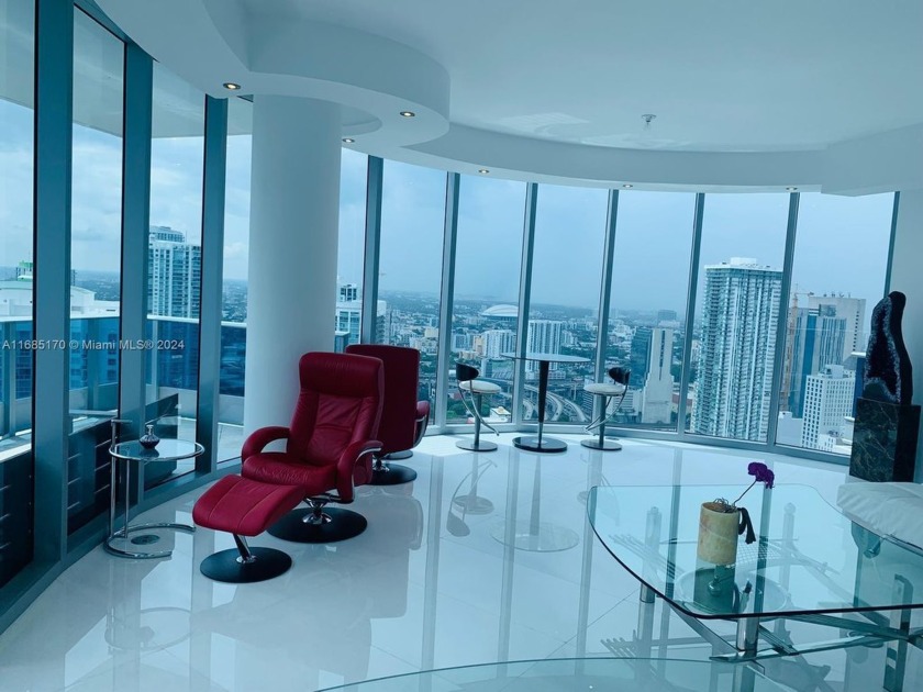 Exclusive modern *ONE OF A KIND* lower penthouse at Epic Condo - Beach Condo for sale in Miami, Florida on Beachhouse.com