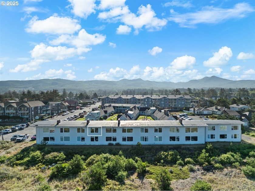 Have you dreamed of owning a vacation home on the Oregon Coast - Beach Condo for sale in Seaside, Oregon on Beachhouse.com
