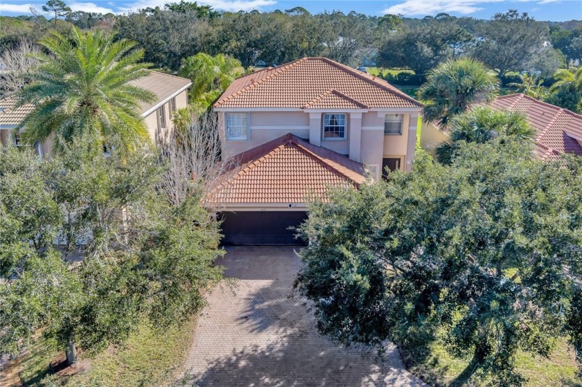 Expansive and beautifully maintained 5 bedroom, 3 bath, 3 car - Beach Home for sale in Vero Beach, Florida on Beachhouse.com