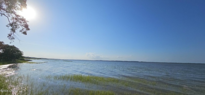 Nestled along the picturesque intercoastal waterway lies a rare - Beach Lot for sale in Beaufort, South Carolina on Beachhouse.com