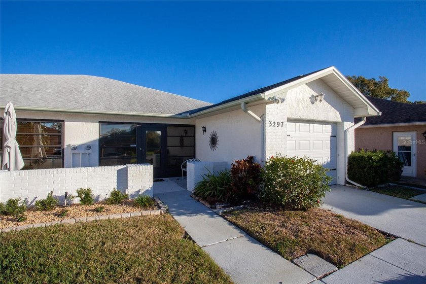 This newly remodeled 2 bedroom, 2 bath, 1 car garage villa is - Beach Home for sale in Palm Harbor, Florida on Beachhouse.com